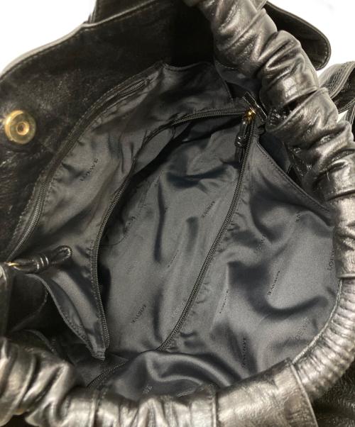 LOEWE（ロエベ）LOEWE (ロエベ) ナッパアイレレザーハンドバッグ ブラックの古着・服飾アイテム