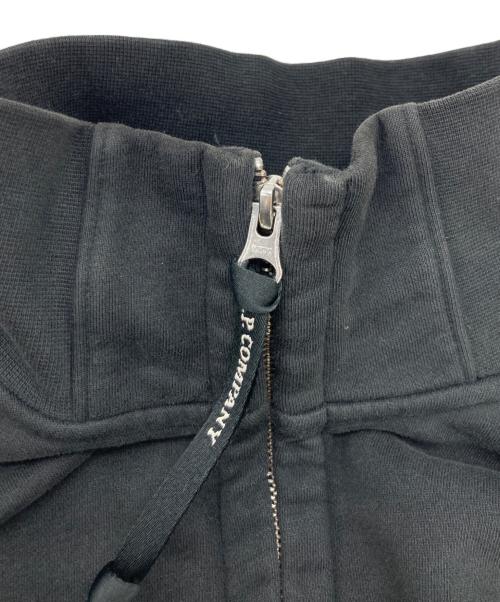 C.P COMPANY（シーピーカンパニー）C.P COMPANY (シーピーカンパニー) zip-up logo sweatshirt ブラック サイズ:Ｍの古着・服飾アイテム