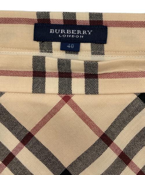 BURBERRY LONDON（バーバリーロンドン）BURBERRY LONDON (バーバリーロンドン) ノバチェックスカート ベージュ サイズ:40の古着・服飾アイテム