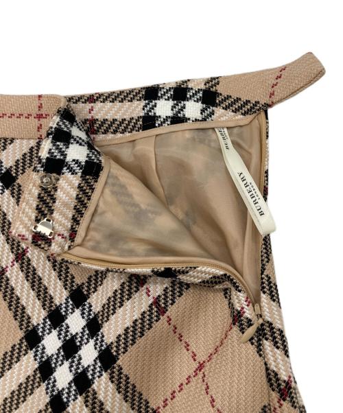BURBERRY LONDON（バーバリーロンドン）BURBERRY LONDON (バーバリーロンドン) ノヴァチェックフレアスカート ブラウン サイズ:40の古着・服飾アイテム