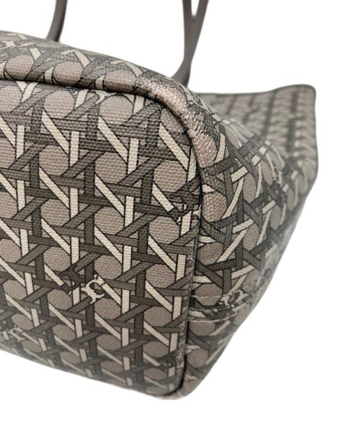 TORY BURCH（トリーバーチ）TORY BURCH (トリーバーチ) エバーレディ ジップ トートバッグ バッグ グレーの古着・服飾アイテム