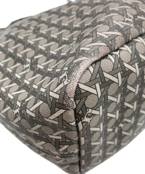 TORY BURCH（トリーバーチ）TORY BURCH (トリーバーチ) エバーレディ ジップ トートバッグ バッグ グレーの古着・服飾アイテム