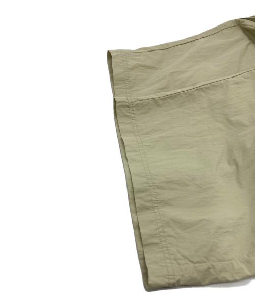 Sea Room lynn（シールームリン）Sea Room Lynn (シールームリン) 2tuckナイロンボリュームパンツ アイボリー サイズ:SIZE Mの古着・服飾アイテム