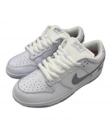 NIKE×SUPREME（ナイキ×シュプリーム）の古着「SB Dunk Low」｜White/Metallic Silve