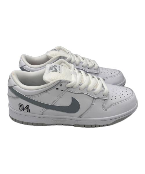 NIKE（ナイキ）NIKE (ナイキ) SUPREME (シュプリーム) SB Dunk Low White/Metallic Silve サイズ:25.5㎝の古着・服飾アイテム