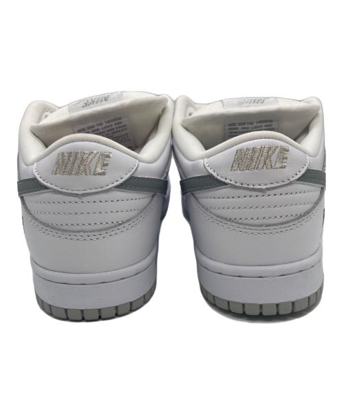 NIKE（ナイキ）NIKE (ナイキ) SUPREME (シュプリーム) SB Dunk Low White/Metallic Silve サイズ:25.5㎝の古着・服飾アイテム