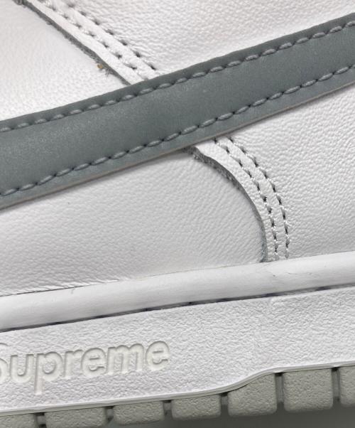 NIKE（ナイキ）NIKE (ナイキ) SUPREME (シュプリーム) SB Dunk Low White/Metallic Silve サイズ:25.5㎝の古着・服飾アイテム