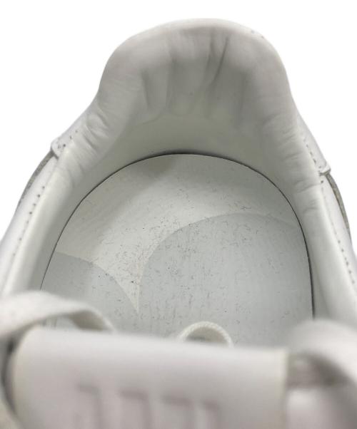 AMI PARIS（アミ パリス）AMI PARIS (アミ パリス) ジャーマントレーナー ホワイト サイズ:41の古着・服飾アイテム