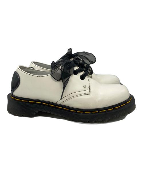 Dr.Martens（ドクターマーチン）Dr.Martens (ドクターマーチン) HEARTS 3 EYE SHOE ホワイト サイズ:SIZE UK 3の古着・服飾アイテム