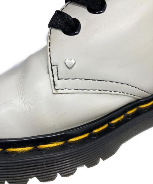 Dr.Martens（ドクターマーチン）Dr.Martens (ドクターマーチン) HEARTS 3 EYE SHOE ホワイト サイズ:SIZE UK 3の古着・服飾アイテム