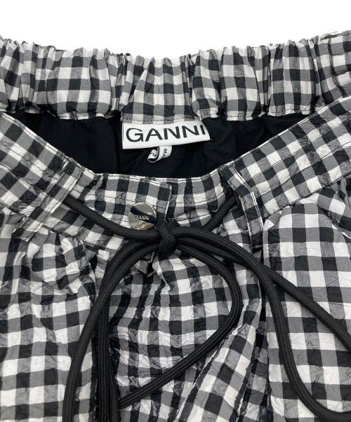 GANNI（ガニー）GANNI (ガニー) 'Crinkled Check Mini Bubble' skirt ホワイト×ブラック サイズ:実寸をご確認くださいの古着・服飾アイテム