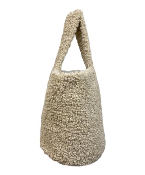 THREE DOTS（スリードッツ）THREE DOTS (スリードッツ) Fifi Poodle boa bucket bag アイボリーの古着・服飾アイテム
