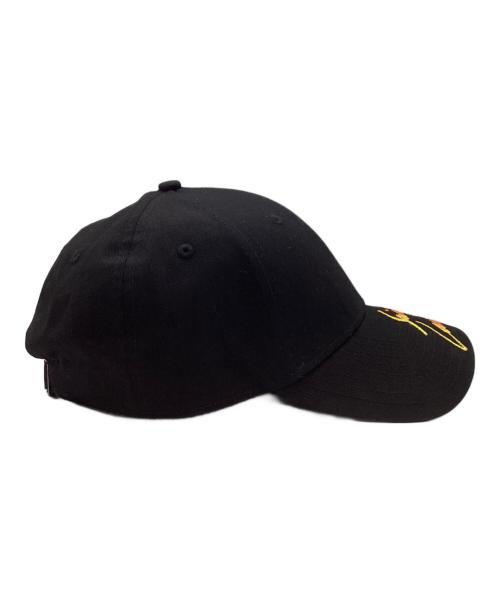 New Era（ニューエラ）New Era (ニューエラ) Saint Laurent Paris (サンローランパリ) ロゴ刺繍キャップ ブラックの古着・服飾アイテム