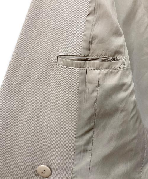 FRAY ID（フレイ アイディー）FRAY ID (フレイ アイディー) ダブルブレストピークドラペルジャケット ベージュの古着・服飾アイテム