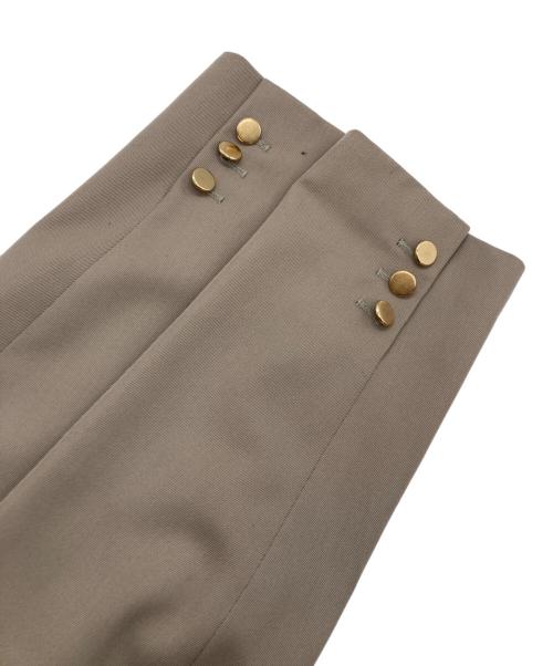 FRAY ID（フレイ アイディー）FRAY ID (フレイ アイディー) ダブルブレストピークドラペルジャケット ベージュの古着・服飾アイテム