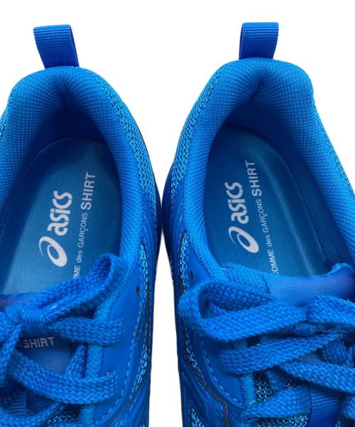 asics（アシックス）asics (アシックス) COMME des GARCONS SHIRT (コムデギャルソンシャツ) スニーカー ブルー サイズ:SIZE 28cmの古着・服飾アイテム