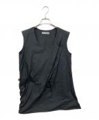 ISSEY MIYAKEイッセイミヤケ）の古着「サイドギャザーノースリーブワンピース」｜ブラック