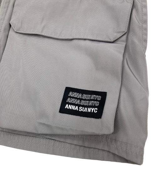 ANNA SUI（アナスイ）ANNA SUI (アナスイ) シャカ2ビッグポケットショートスカート グレー サイズ:	SIZE Mの古着・服飾アイテム