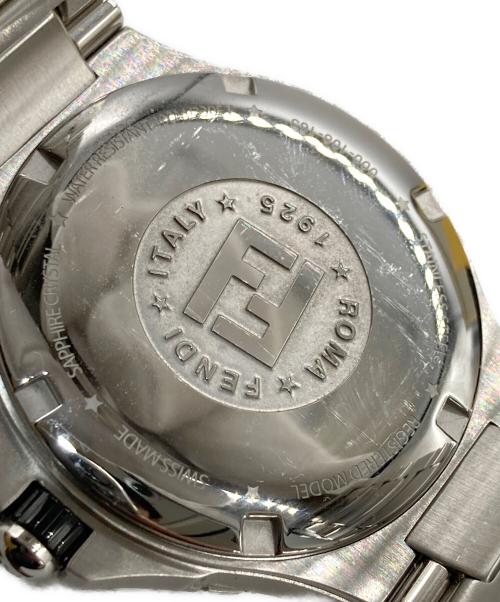 FENDI（フェンディ）FENDI (フェンディ) リストウォッチ シルバーの古着・服飾アイテム