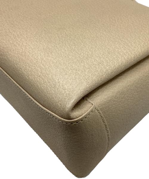 GUCCI（グッチ）GUCCI (グッチ) バンブーターンロックレザーハンドバッグ ベージュの古着・服飾アイテム