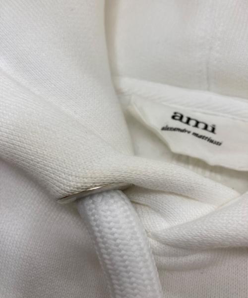 AMI Alexandre Mattiussi（アミアレクサンドルマテュッシ）AMI Alexandre Mattiussi (アミアレクサンドルマテュッシ) ロゴフーディー ホワイト サイズ:XXSの古着・服飾アイテム