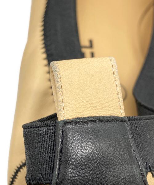 CHANEL（シャネル）CHANEL (シャネル) ココマークバイカラーヒールパンプス ベージュ サイズ:SIZE 38Cの古着・服飾アイテム