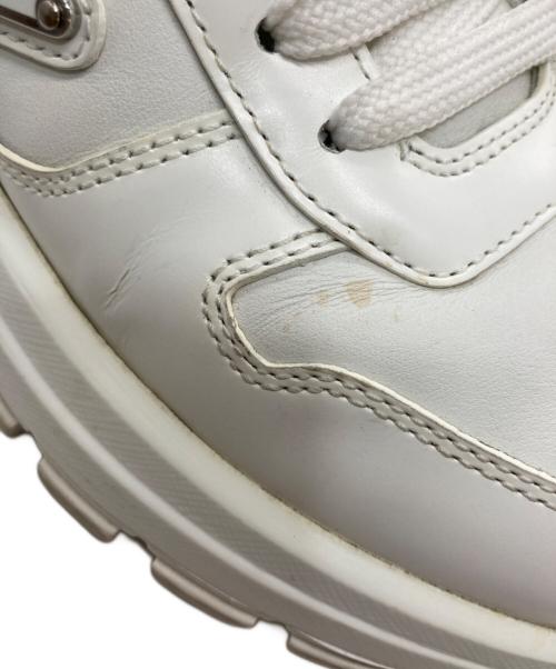 PRADA（プラダ）PRADA (プラダ) Prax 01 レザー スニーカー ホワイト サイズ:SIZE 36 1/2の古着・服飾アイテム