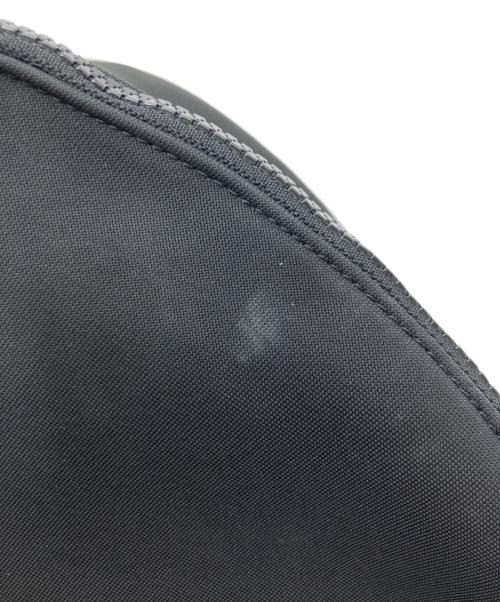 Dior（ディオール）Dior (ディオール) KAWS (カウズ) BEEモチーフバックパック ブラックの古着・服飾アイテム