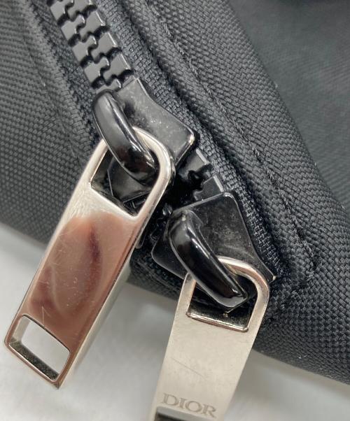 Dior（ディオール）Dior (ディオール) KAWS (カウズ) BEEモチーフバックパック ブラックの古着・服飾アイテム