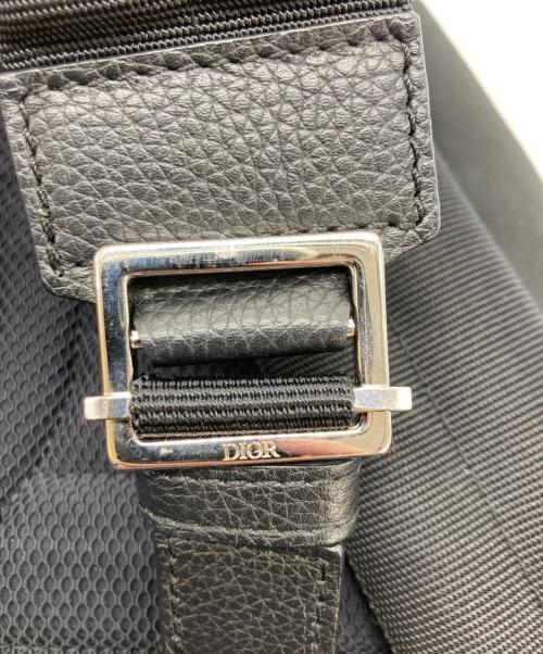 Dior（ディオール）Dior (ディオール) KAWS (カウズ) BEEモチーフバックパック ブラックの古着・服飾アイテム