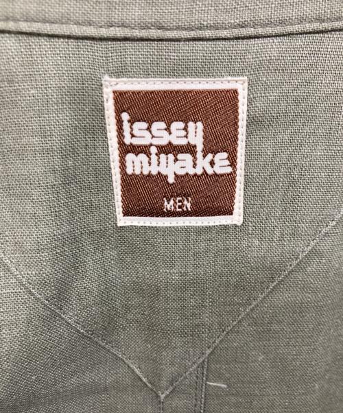 ISSEY MIYAKE MEN（イッセイミヤケメン）ISSEY MIYAKE MEN (イッセイミヤケメン) リネントレンチコート オリーブ サイズ:	SIZE Mの古着・服飾アイテム
