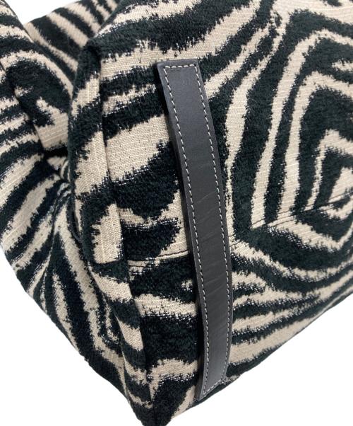 AVACATION（アヴァケーション）AVACATION (アヴァケーション) ピックアニマル ブラックの古着・服飾アイテム