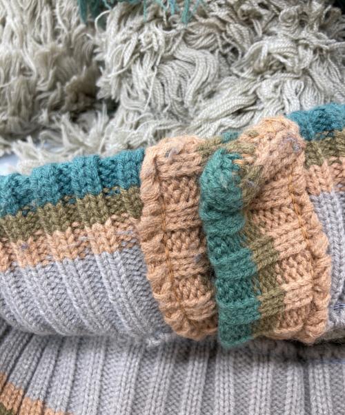 ISSEY MIYAKE（イッセイミヤケ）ISSEY MIYAKE (イッセイミヤケ) フリンジニットカーディガン ベージュ サイズ:サイズ表記なしの古着・服飾アイテム