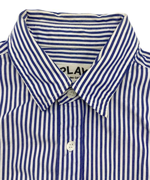 PLAY COMME des GARCONS（プレイコムデギャルソン）PLAY COMME des GARCONS (プレイコムデギャルソン) ハートワッペンストライプシャツ ブルー サイズ:Mの古着・服飾アイテム
