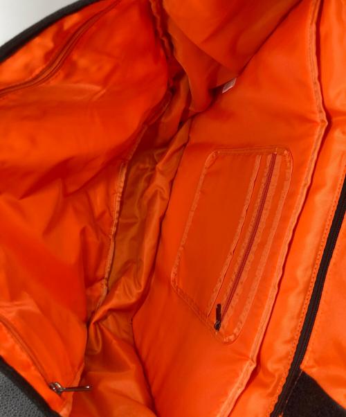 CHARI & CO NYC（チャリアンドコーニューヨーク）CHARI & CO NYC (チャリアンドコーニューヨーク) THE MESSENGER BAG ブラックの古着・服飾アイテム