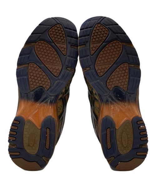 asics（アシックス）asics (アシックス) UB9-S GEL-DS TRAINER 14 ブラウン サイズ:SIZE 28cmの古着・服飾アイテム