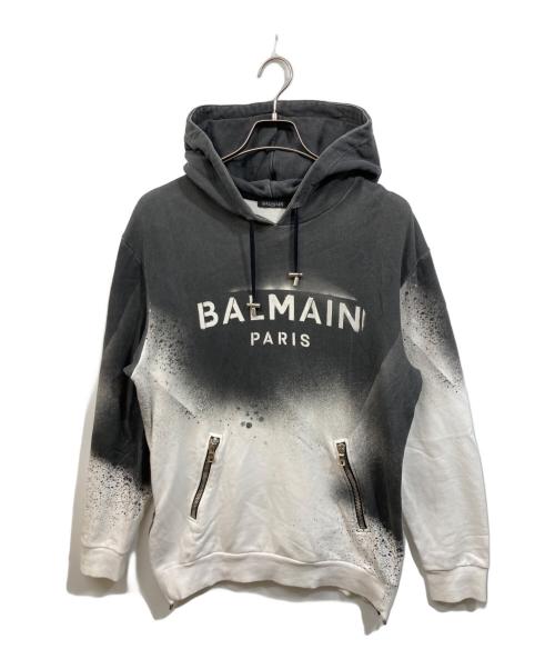 BALMAIN（バルマン）BALMAIN (バルマン) グラデーションフロントロゴサイドジッププルオーバーパーカー グレー サイズ:	SIZE Sの古着・服飾アイテム