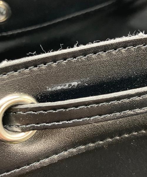 COMME des GARCONS COMME des GARCONS（コムデギャルソン コムデギャルソン）COMME des GARCONS COMME des GARCONS (コムデギャルソン コムデギャルソン) レザー巾着ショルダーバッグ ブラックの古着・服飾アイテム