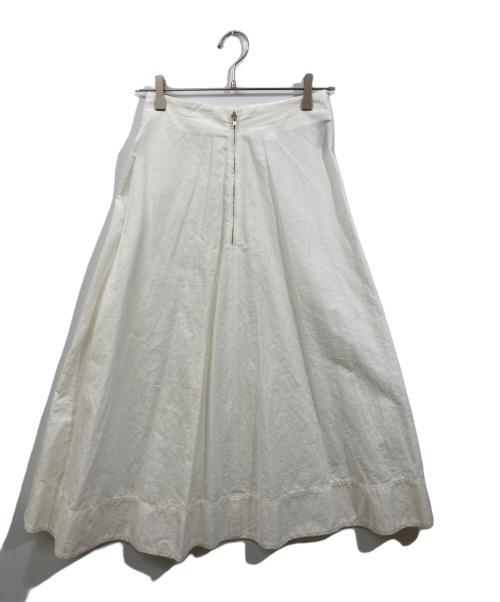 ATON（エイトン）ATON (エイトン) フロントタックAラインフレアスカート ホワイト サイズ:	SIZE 01の古着・服飾アイテム
