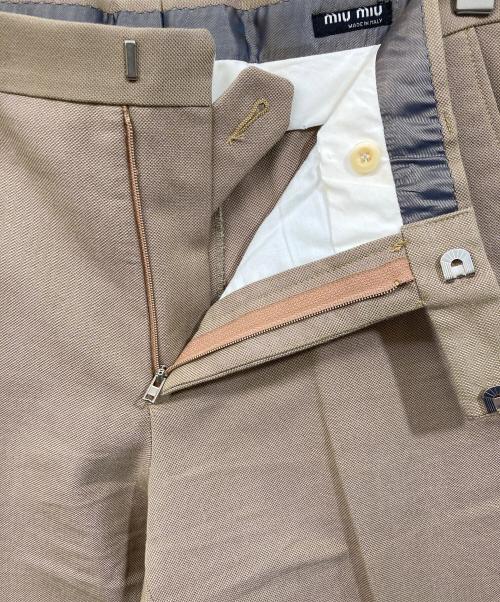 MIU MIU（ミュウミュウ）MIU MIU (ミュウミュウ) ラメ加工スラックス ベージュ サイズ:実寸をご確認くださいの古着・服飾アイテム