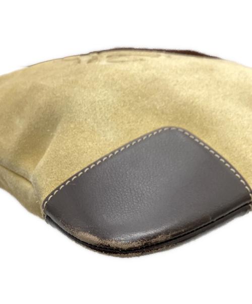 LOEWE（ロエベ）LOEWE (ロエベ) アナグラムスエードショルダーバッグ ベージュの古着・服飾アイテム