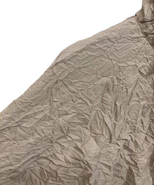 ISSEY MIYAKE（イッセイミヤケ）ISSEY MIYAKE (イッセイミヤケ) シワ加工ブラウス グレー サイズ:	SIZE Mの古着・服飾アイテム