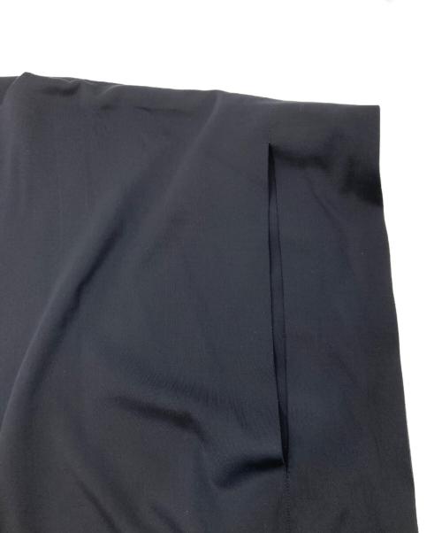 MM6 Maison Margiela（エムエムシックスメゾンマルジェラ）MM6 Maison Margiela (エムエムシックスメゾンマルジェラ) アシンメトリーオーバーワンピース ブラック サイズ:SIZE Sの古着・服飾アイテム