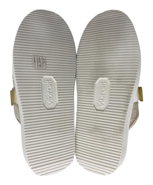 suicoke（スイコック）suicoke (スイコック) JOURNAL STANDARD (ジャーナルスタンダード) ハラコサンダル ホワイト サイズ:27ｃｍの古着・服飾アイテム