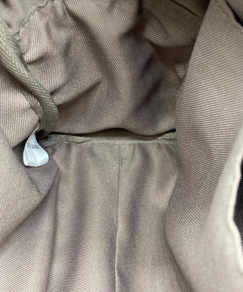 ear PAPILLONNER（イアパピヨネ）ear PAPILLONNER (イアパピヨネ) エンボスボストンバッグの古着・服飾アイテム