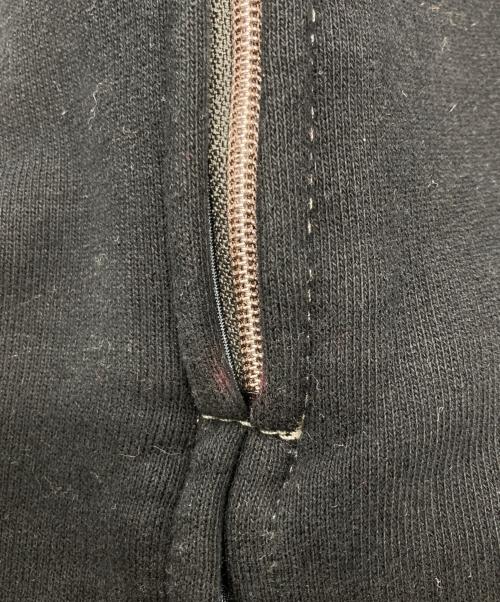 BELSTAFF（ベルスタッフ）BELSTAFF (ベルスタッフ) バックワッペンジップアップスウェット ブラック サイズ:	SIZE Lの古着・服飾アイテム
