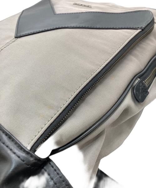 DIESEL（ディーゼル）DIESEL (ディーゼル) ロゴバックパック ブラウンの古着・服飾アイテム