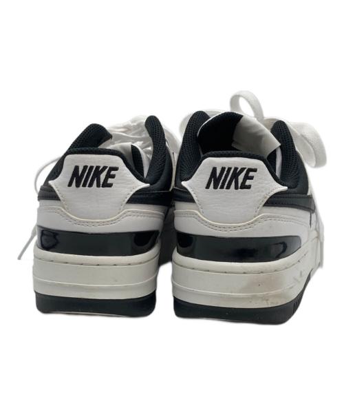 NIKE（ナイキ）NIKE (ナイキ) スニーカー ホワイト サイズ:	SIZE 27cmの古着・服飾アイテム