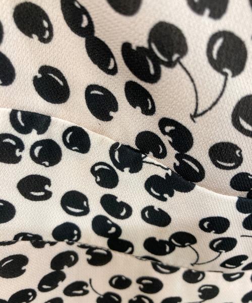 HER LIP TO（ハーリップトゥ）HER LIP TO (ハーリップトゥ) チェリーパターンワンピース ピンク サイズ:SIZE Sの古着・服飾アイテム