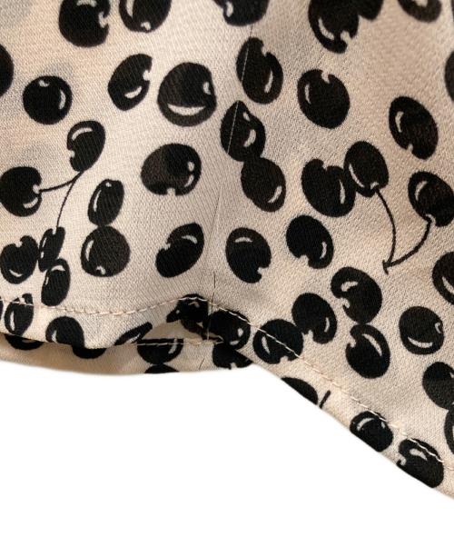 HER LIP TO（ハーリップトゥ）HER LIP TO (ハーリップトゥ) チェリーパターンワンピース ピンク サイズ:SIZE Sの古着・服飾アイテム